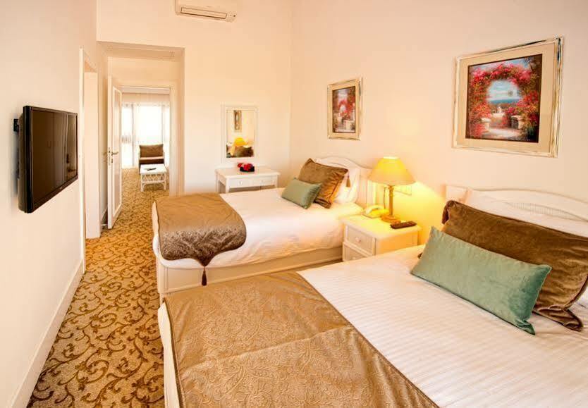The Olive Tree Hotel Agios Epiktitos Buitenkant foto
